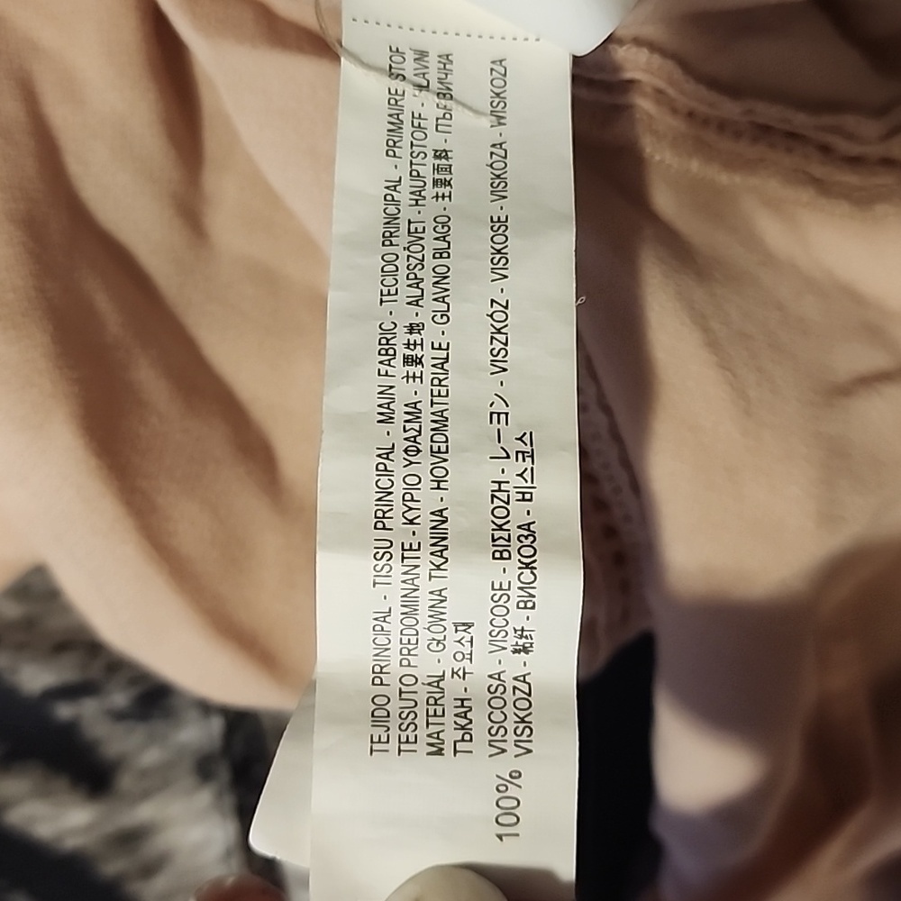 Zara Basic Sleeveless Blouse Size Medium Creme - image 3